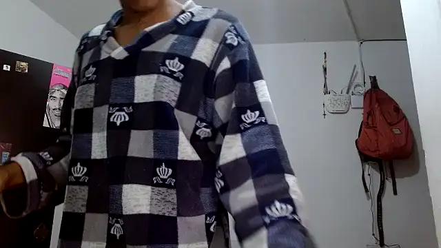 angelamarie1 online show from 9, 11, 2025