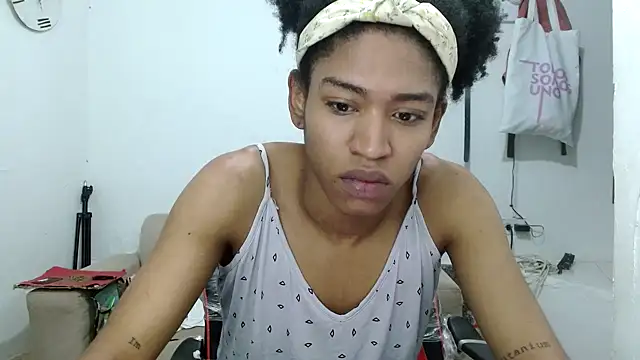 angelamarie1 online show from 17, 9, 2025