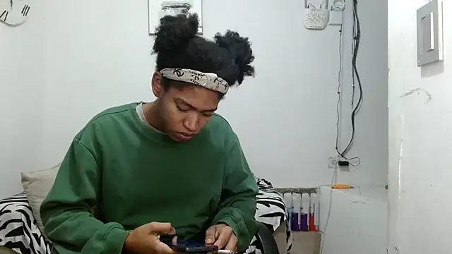 angelamarie1 online show from 4, 2, 2026