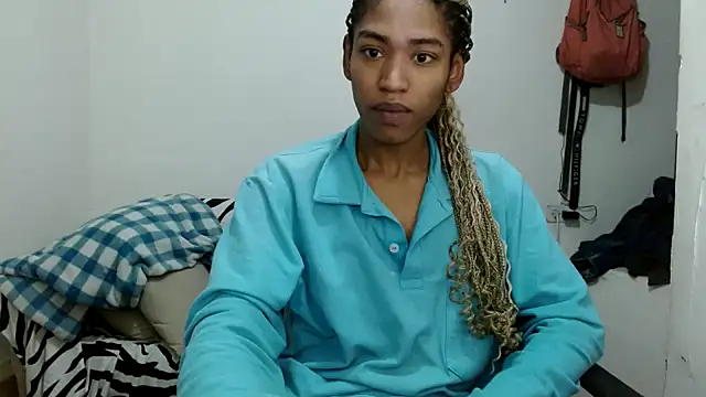 Snapshot of angelamarie1 chatting on 22, 12, 2025 angelamarie1 online show from 22, 12, 2025