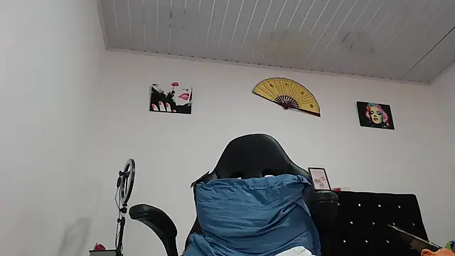 Snapshot of pamelabigcock69 chatting on 21, 4, 2026 pamelabigcock69 online show from 21, 4, 2026