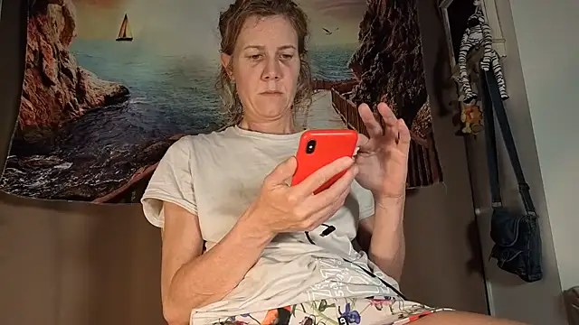Snapshot of Lola_Belgium chatting on 24, 6, 2026 Lola Belgium online show from 24, 6, 2026