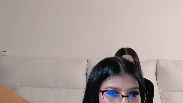 Sierra Halle online show from 15, 9, 2025