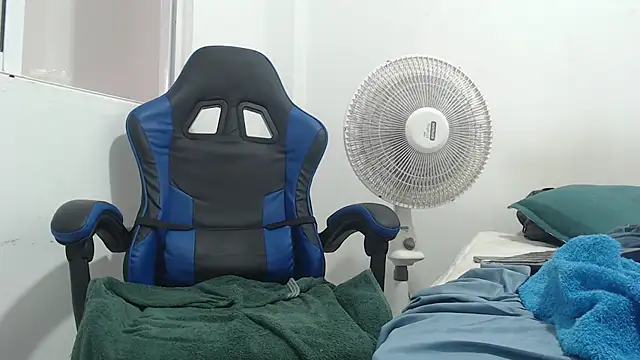 Snapshot of isearchcompany chatting on 23, 3, 2026 isearchcompany online show from 23, 3, 2026