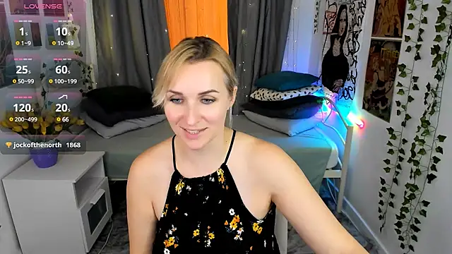 Karinella x online show from 3, 3, 2025