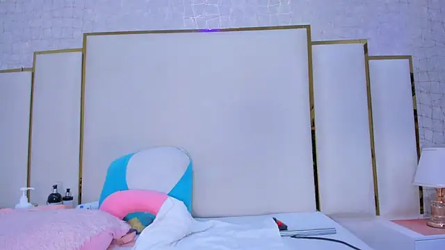 Snapshot of paola_rodriguez chatting on 26, 11, 2025 paola rodriguez online show from 26, 11, 2025