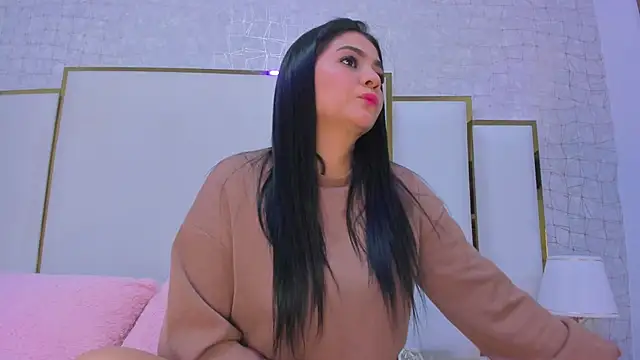 Snapshot of paola_rodriguez chatting on 29, 11, 2025 paola rodriguez online show from 29, 11, 2025