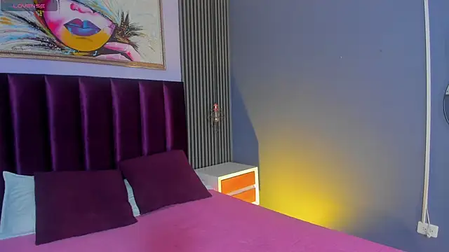 LauraAristizabal online show from 26, 3, 2026