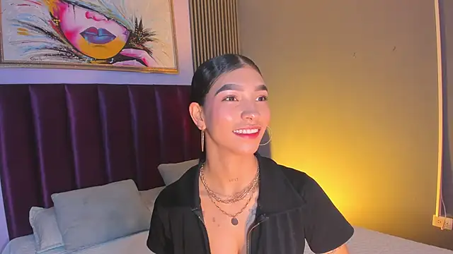 Snapshot of LauraAristizabal chatting on 19, 7, 2026 LauraAristizabal online show from 19, 7, 2026