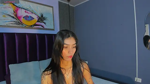 Snapshot of LauraAristizabal chatting on 25, 6, 2026 LauraAristizabal online show from 25, 6, 2026