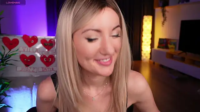 ShyNdWild online show from 10, 2, 2025