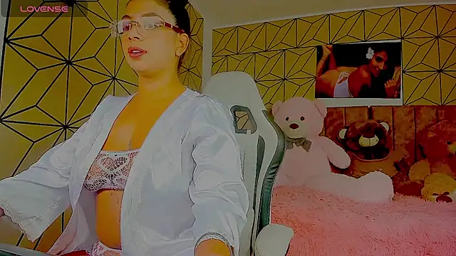 vane lopez  online show from 9, 4, 2026