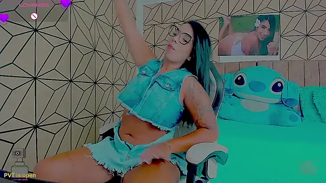 vane lopez  online show from 25, 3, 2026