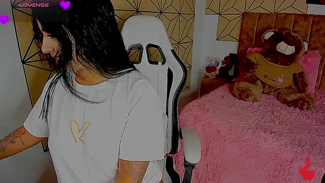 vane lopez  online show from 20, 4, 2026