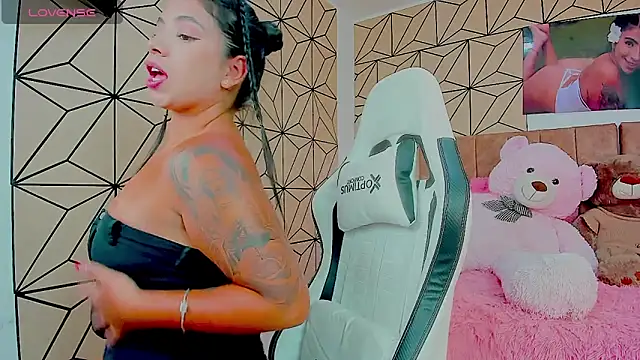 vane lopez  online show from 14, 4, 2026