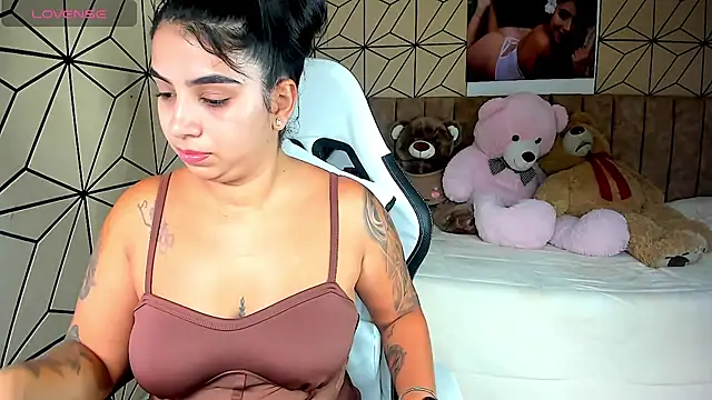 vane lopez  online show from 5, 11, 2025