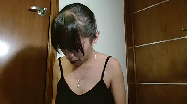 Snapshot of MINI_Petite chatting on 28, 2, 2025 MINI Petite online show from 28, 2, 2025