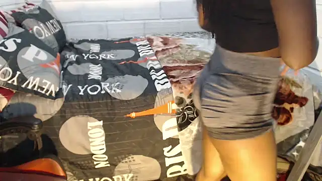 sexyjustin202 online show from 20, 5, 2026