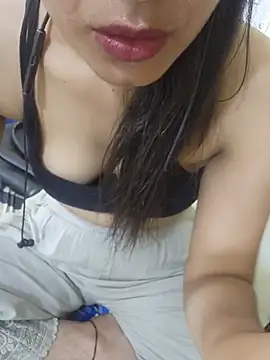 Snapshot of CuteSarikaLIVE chatting on 13, 7, 2026 CuteSarikaLIVE online show from 13, 7, 2026