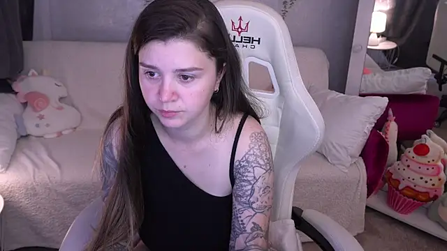 AmellyMilly online show from 5, 10, 2025