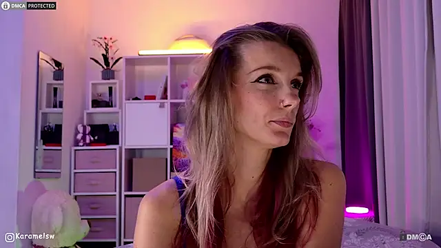 Karamelsw  online show from 4, 10, 2025