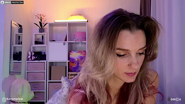 Karamelsw  online show from 2, 10, 2025