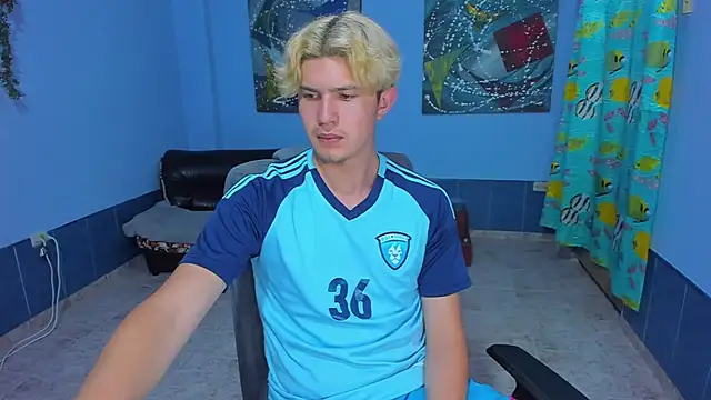 Snapshot of patrik_027 chatting on 26, 10, 2025 patrik 027 online show from 26, 10, 2025