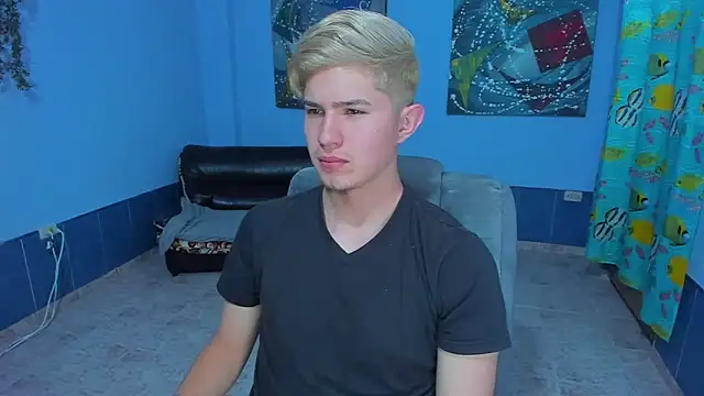 Snapshot of patrik_027 chatting on 29, 9, 2025 patrik 027 online show from 29, 9, 2025