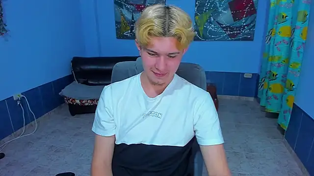 Snapshot of patrik_027 chatting on 16, 9, 2025 patrik 027 online show from 16, 9, 2025