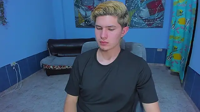 Snapshot of patrik_027 chatting on 19, 9, 2025 patrik 027 online show from 19, 9, 2025