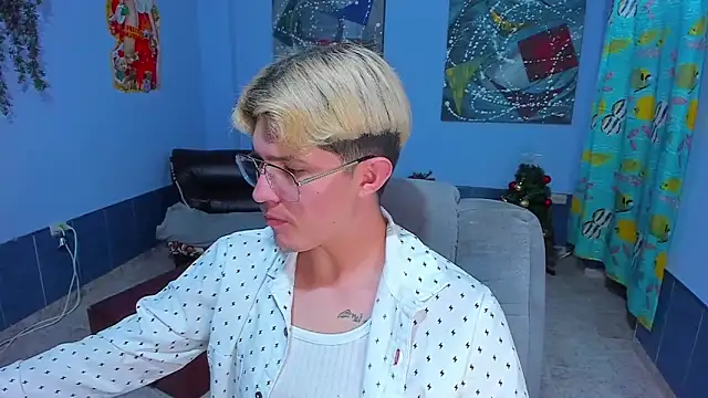 patrik 027 online show from 5, 12, 2025