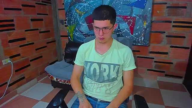 Snapshot of patrik_027 chatting on 21, 3, 2025 patrik 027 online show from 21, 3, 2025