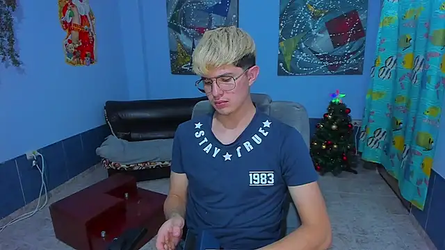 patrik 027 online show from 3, 12, 2025