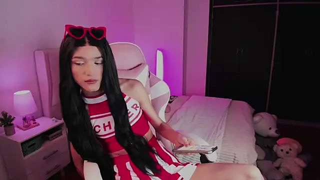 Ainhoads online show from 11, 10, 2025