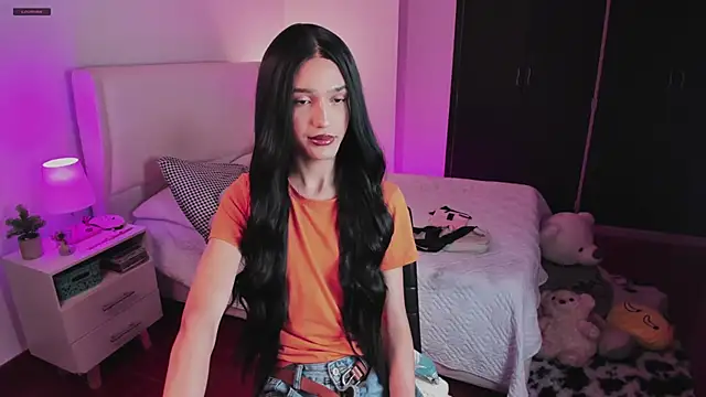 Ainhoads online show from 10, 9, 2025