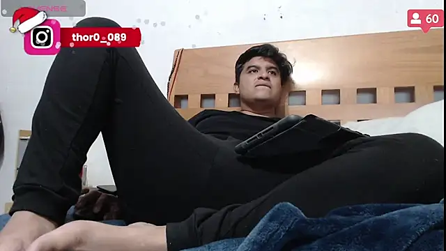 Snapshot of thor000089 chatting on 4, 1, 2025 thor000089 online show from 4, 1, 2025