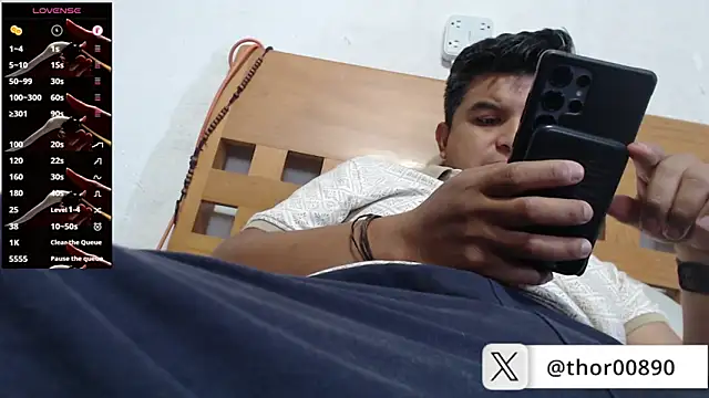 Snapshot of thor000089 chatting on 20, 5, 2026 thor000089 online show from 20, 5, 2026