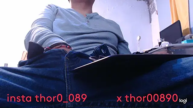 Snapshot of thor000089 chatting on 30, 9, 2025 thor000089 online show from 30, 9, 2025