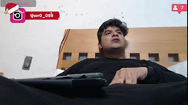 Snapshot of thor000089 chatting on 4, 1, 2025 thor000089 online show from 4, 1, 2025