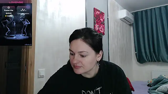 Stacy Davice online show from 31, 10, 2025