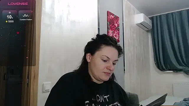 Stacy Davice online show from 14, 10, 2025