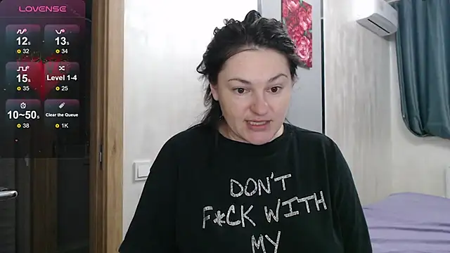 Stacy Davice online show from 18, 10, 2025