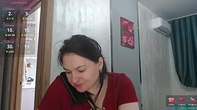 Stacy Davice online show from 2, 12, 2025