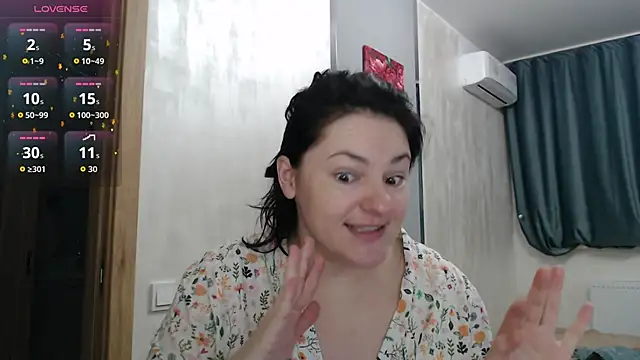 Stacy Davice online show from 7, 11, 2025