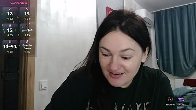 Stacy Davice online show from 3, 11, 2025