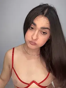 MiahWindsor online show from 4, 2, 2025