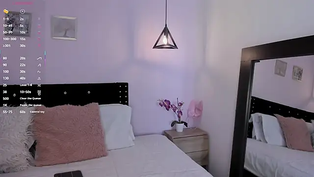 CeliWoods online show from 17, 9, 2025