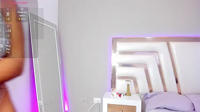 Aisharhodes00 online show from 19, 3, 2026