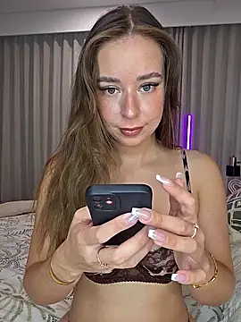 SashaJade  online show from 11, 2, 2026