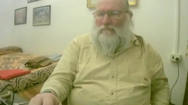 SexySantaC online show from 4, 5, 2026